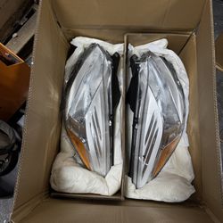 New in box DNA MOTORING Headlight Assembly Compatible With 2013-2016 Ford Escape, Driver & Passenger Side, Chrome/Amber, HL-OH-FESC13-CH-AM