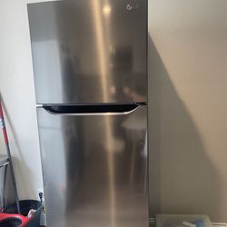 LG Stainless Steel Refrigerator And Freezer 