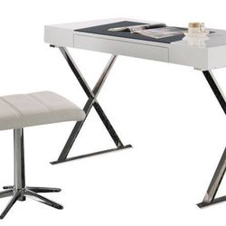 Brand new High end Modern luxury white gloss desk Chrome legs