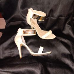 Charlotte Russe Cream Open Toe Sandal Heels Size 8  