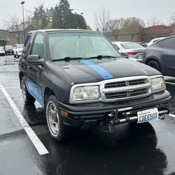 2001 Chevrolet Tracker