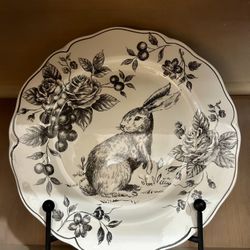 Pretty Ceramic Bunny Dinner Plates, Set Of 4