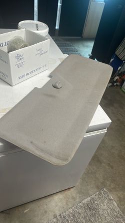 Toyota Tacoma sunroof cover