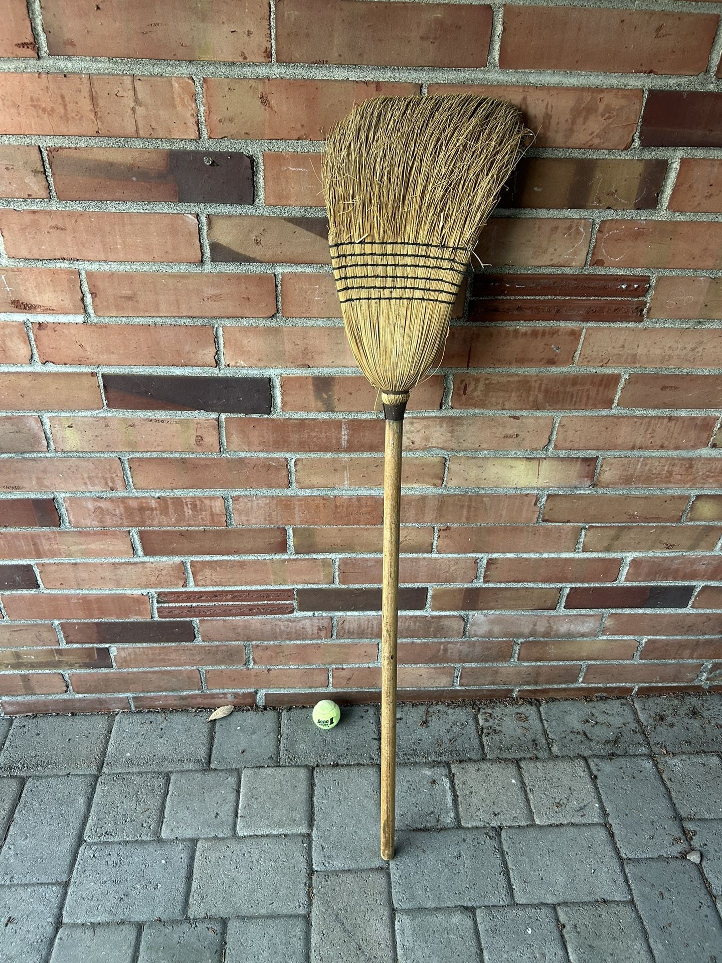 Corn Broom with Wood Handle Heavy Duty Indoor Outdoor Broom (1 1/4 Inch Handle)