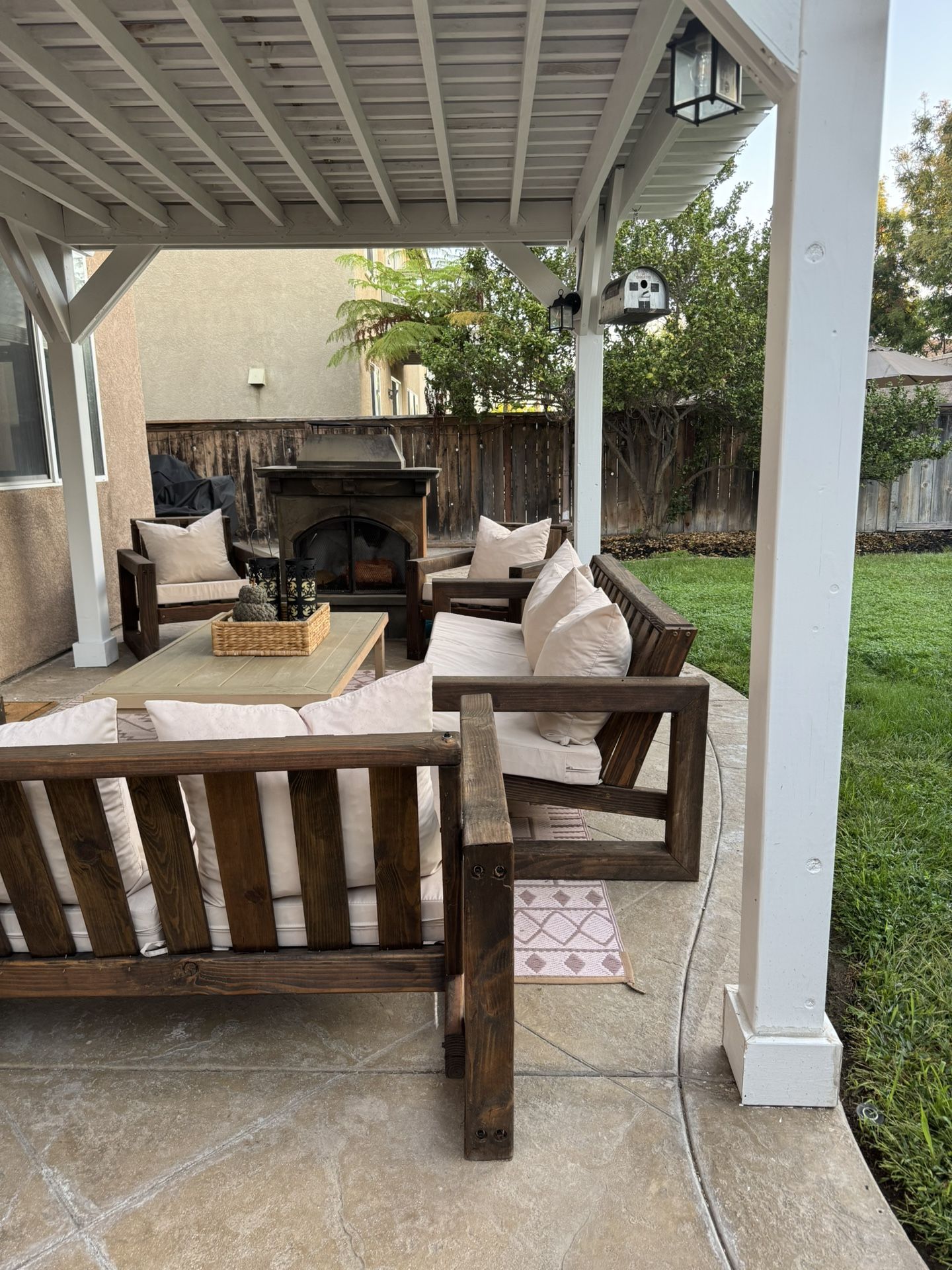 18 Piece Patio Set ***SOLID WOOD/HAND BUILT***