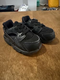Nike Huarache Toddler Sneakers All Black