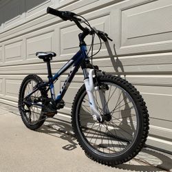 Trek MT60 Kids Mountain Bike