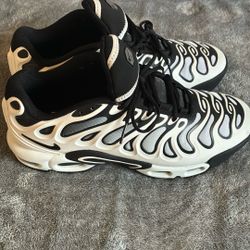 Nike Air Max Plus Drift 'White Silver Black'