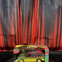 Hollywood Rides Jurassic Park 1993 Ford Explorer 1:32 Scale Die-Cast Metal Vehicle