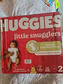 Huggies Little Snugglers  pamper size 2.