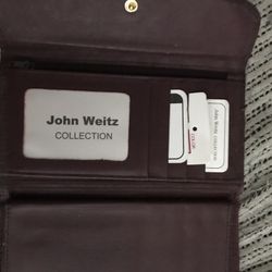 New Women’s Wallet Only $10 Firm