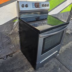 Estufa Eléctrica Disponible