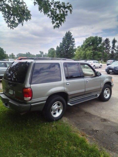 2000 Mercury Mountaineer