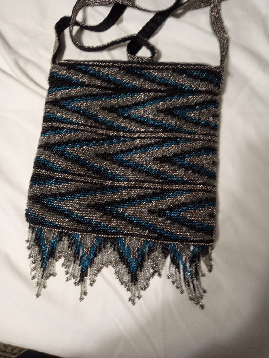 BEAUTIFUL BEADED PURSE