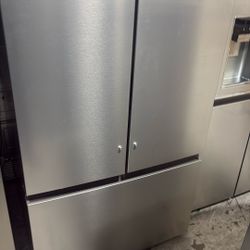 Whirlpool Refrigerator 
