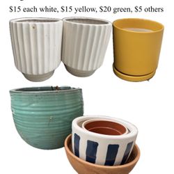 Post and Plants - Pre-lighted Christmas Tree 