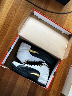 Air Jordan 12 “Royalty Taxi”