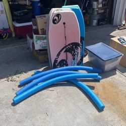 4 Body/boogie Boards And 4 Pool Noodles