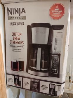 Ninja Coffee 12 cup programmable brewer/Coffee Maker