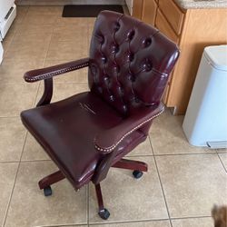 Leather Office Chair Great Condition 