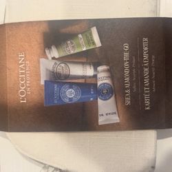 L’Occitane en Provence Shea & Almond On-The-Go Set