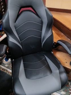 Gamer/ computer chair