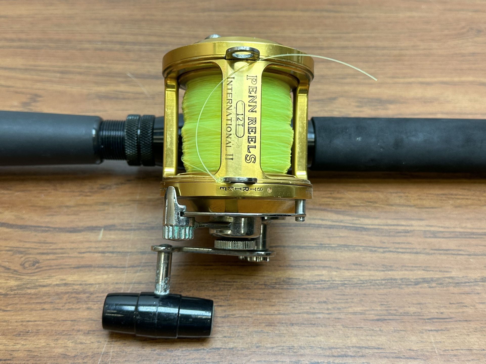 Penn International II 12T Lever Drag Reel Saltwater Fishing Big Game Trolling