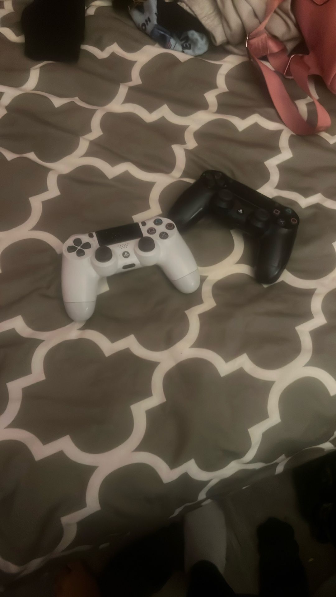 2 PS4 Controllers