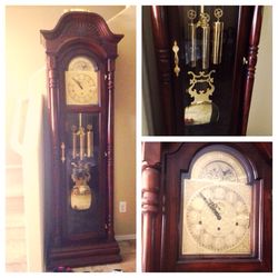 Grandfather clock (dark oak)