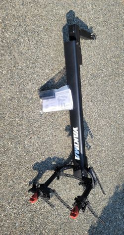 Yakima bike carrier.