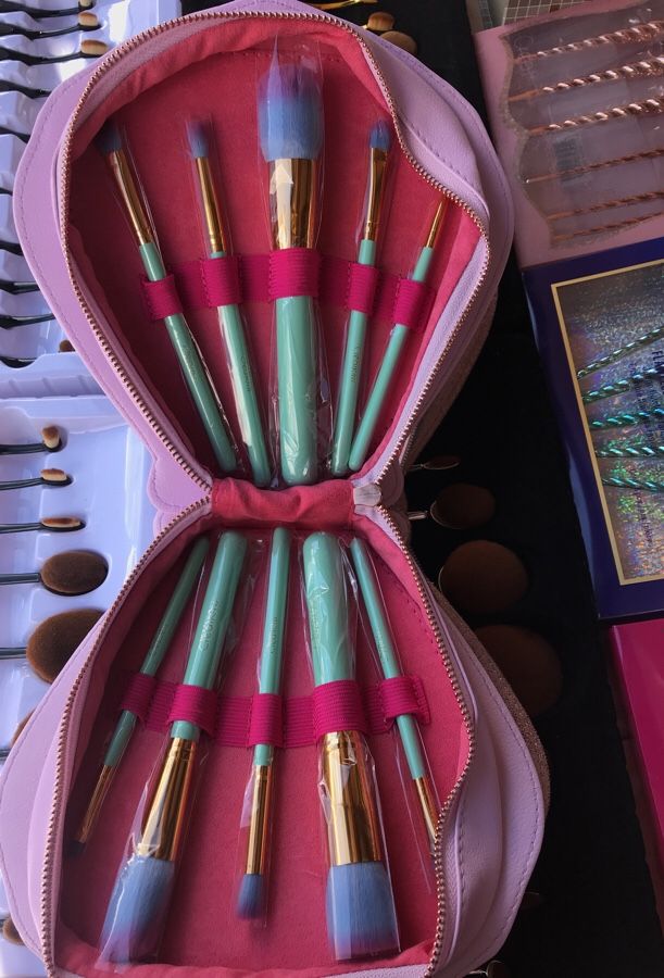 Brush sets