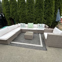 Beautiful Outdoor Wicker Furniture 