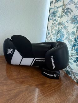 Hayabusa S4 Lace Up Boxing Gloves, Black New