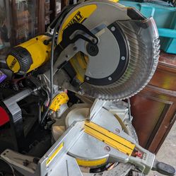 DeWalt Miter Saw