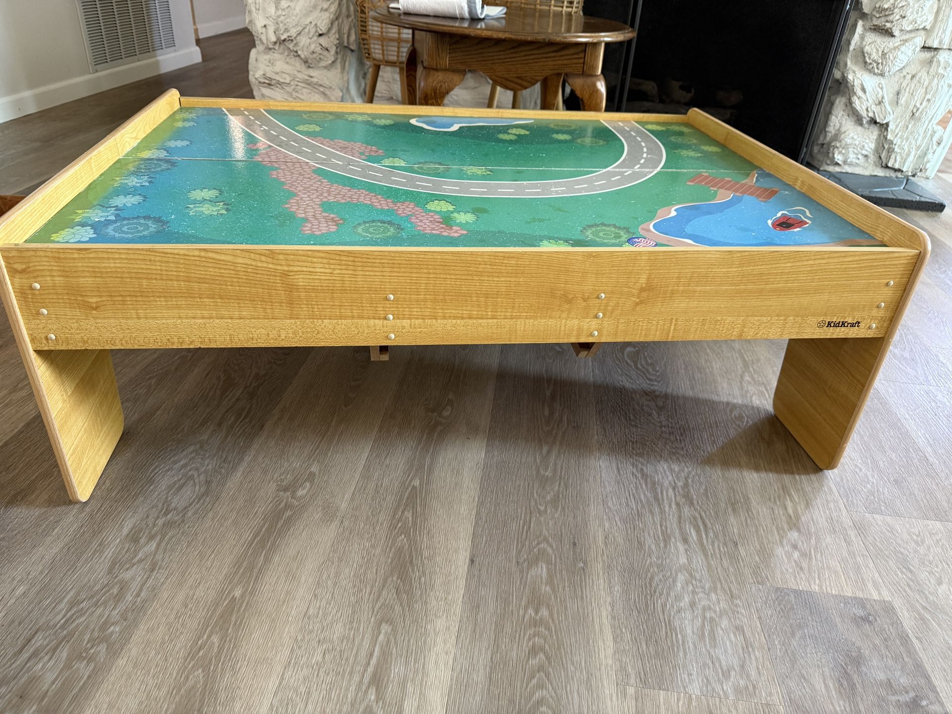 Play Table From Kid Craft