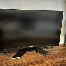 Gigabyte 27” curved Gaming Monitor (G27QC 165HZ)