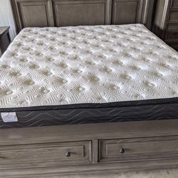 NEW 14" Luxury Pillowtop Mattresses 50% OFF: Queens $550 - $Kings $635