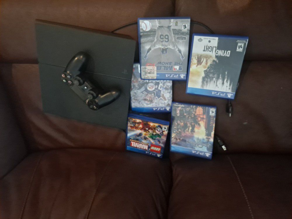 PlayStation 4 bundle!