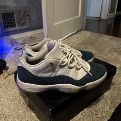 jordan 11 retro low 