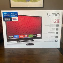 Vizio E-Series 28" Flat Screen LED TV - E28h-C1 LED Smart TV w/Remote