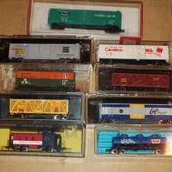 N Gauge Train Cars ( Lot)