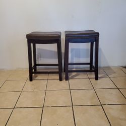 Stools Set