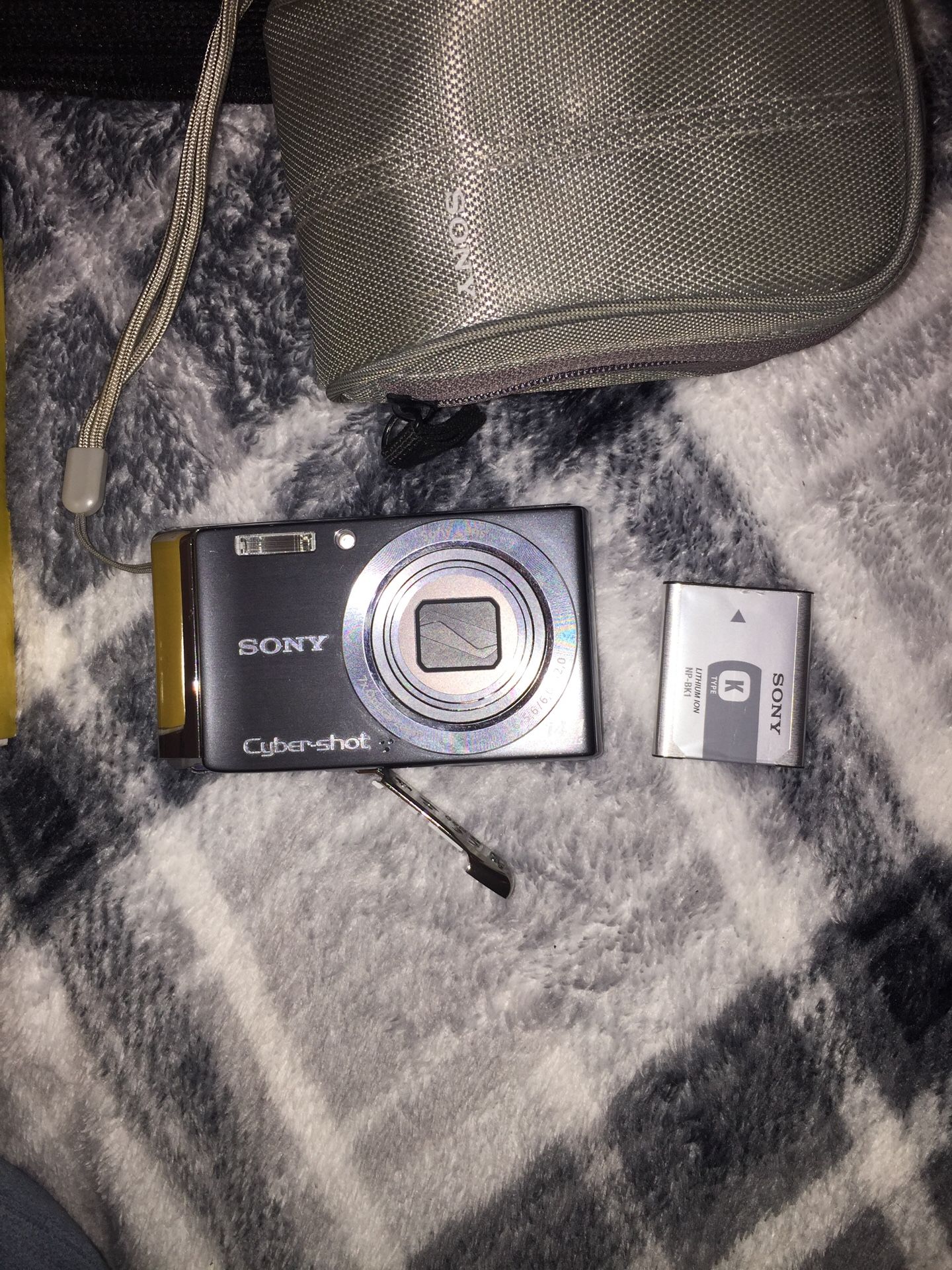 Sony Cybershot 14MP Digital Camera