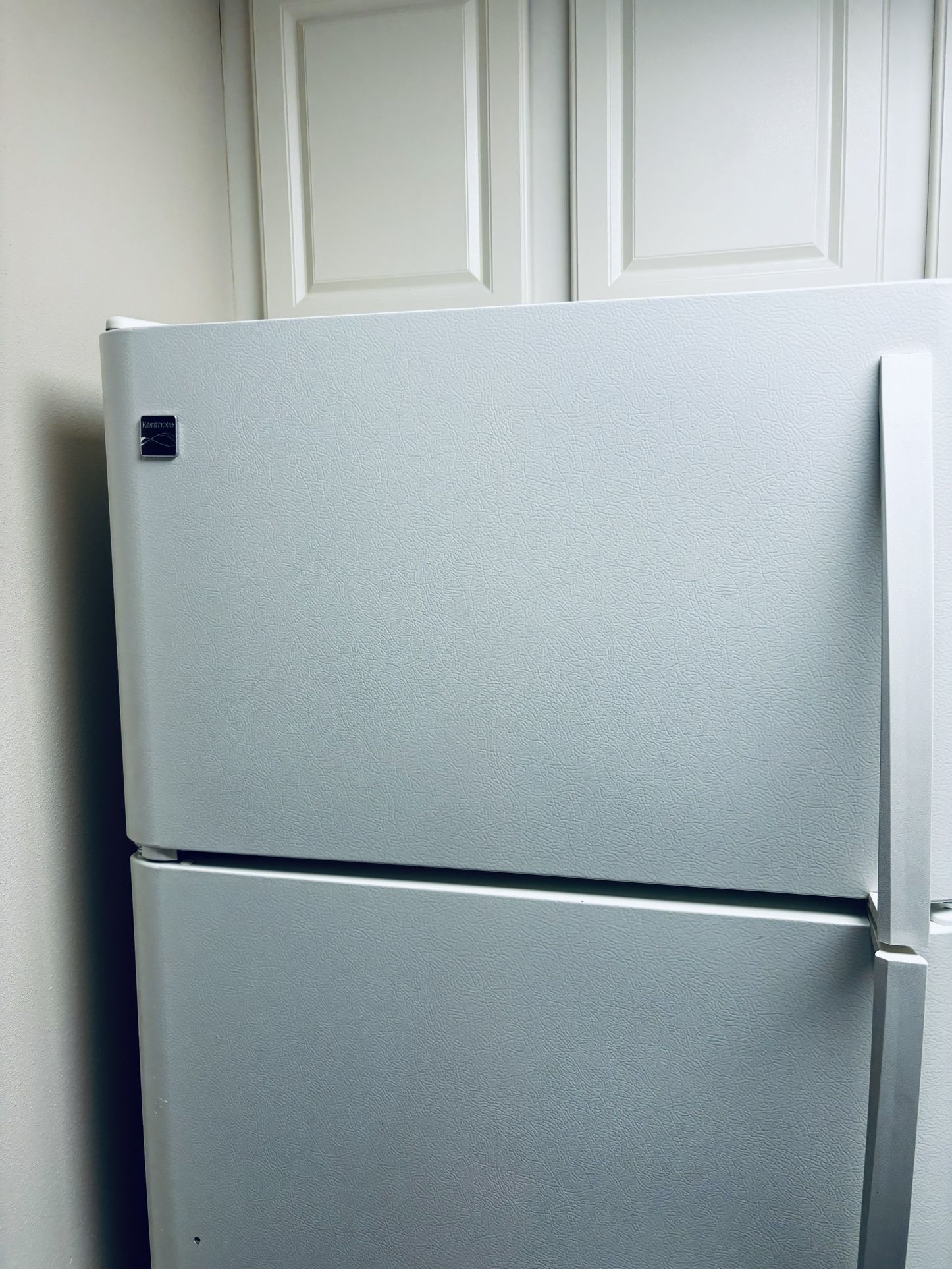 Microwave & Refrigerator