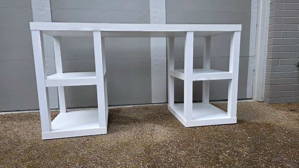 White Desk