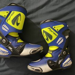 Forma Moto racing boots