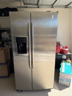 GE Profile Fridge/Freezee
