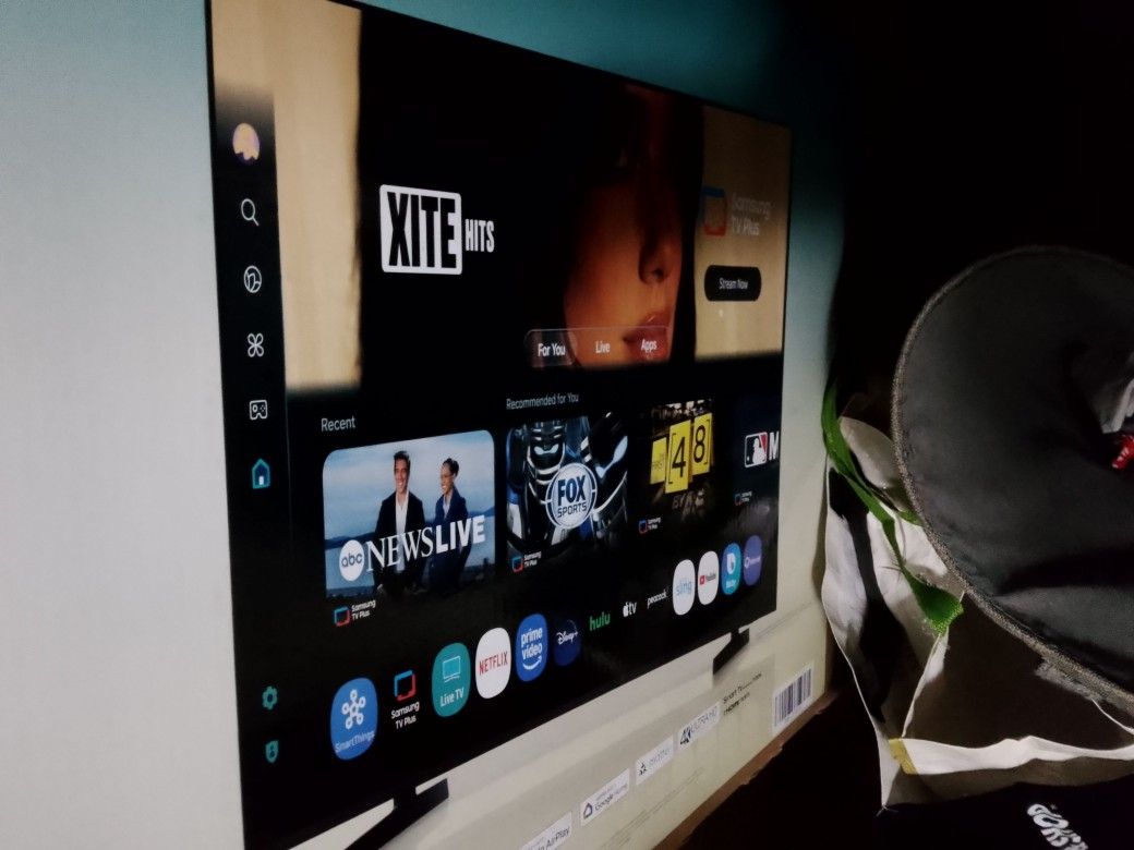 Samsung Smart 4K Tv With Box Bought It 4 Weeks Ago
