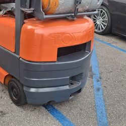 Toyota Forklift 
