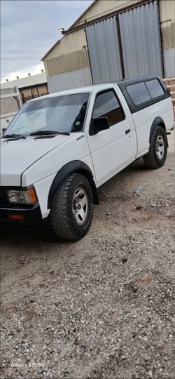 89 Nissan Pick Up